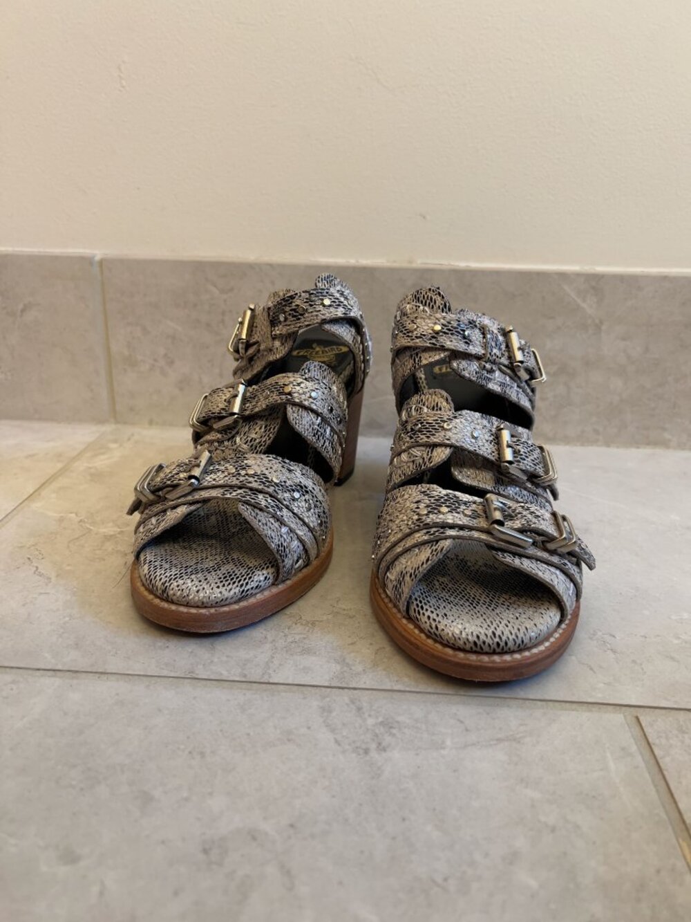 Freebird - Caitlyn - Size 7 - Picture 9 of 13